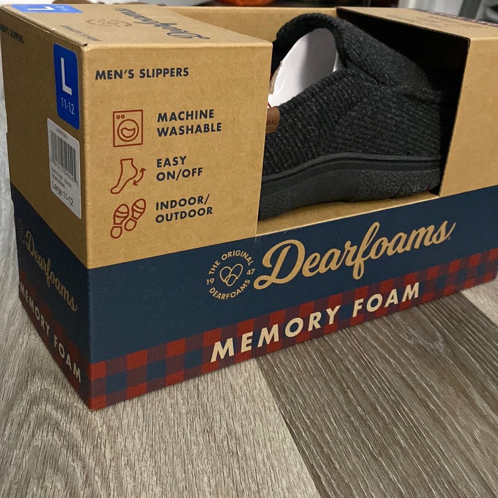 Memory Foam Men’s Slippers size 11-12 (L)